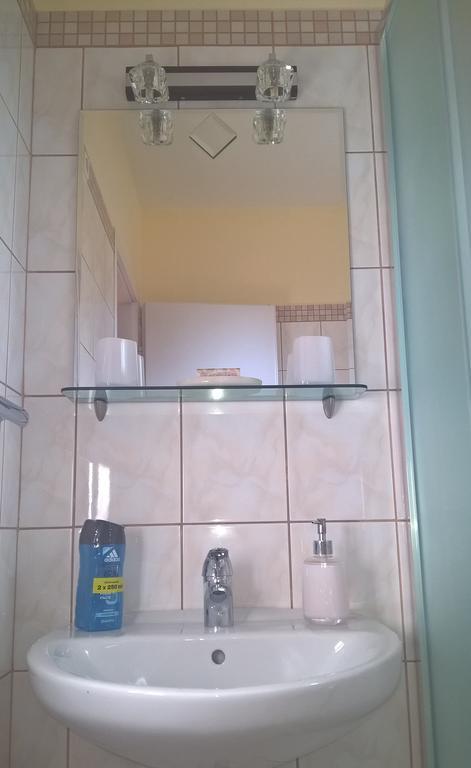 Pongracz Apartman Zirc Extérieur photo
