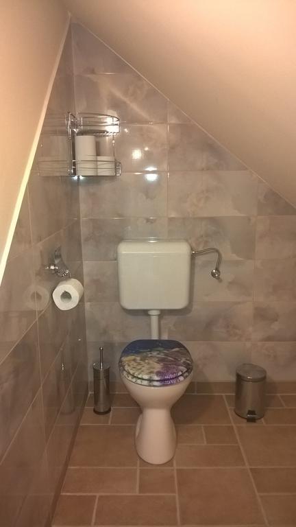 Pongracz Apartman Zirc Extérieur photo