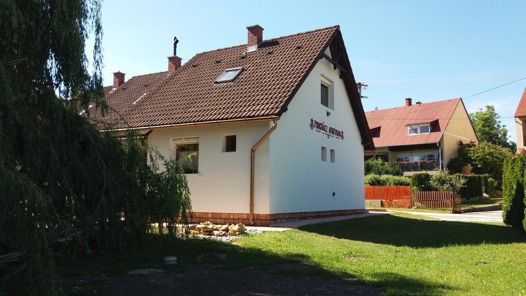 Pongracz Apartman Zirc Extérieur photo