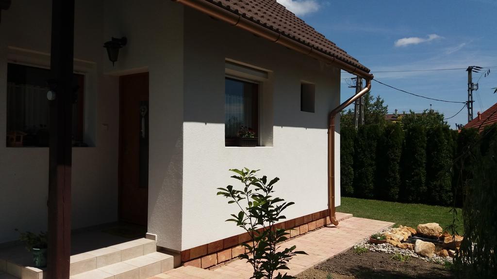 Pongracz Apartman Zirc Extérieur photo